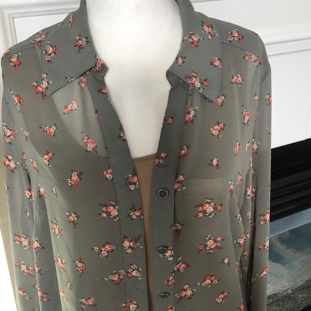 🌺Style & Co floral sheer button down top🌺 - Picture 1 of 9